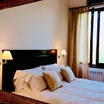Livio Hotel