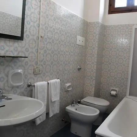 Livio Hotel 3*
